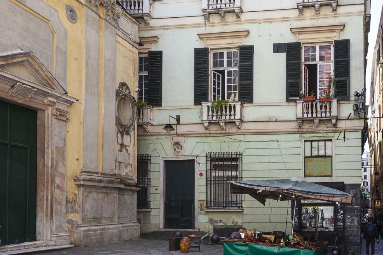 Wood And Stone Apartment In The Historical Center Genoa Luaran gambar